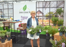 Brigitte Berwijk of Jonkers Elshout with the Hebe Addenda. The third year they are growing with this in the Addenda collective.